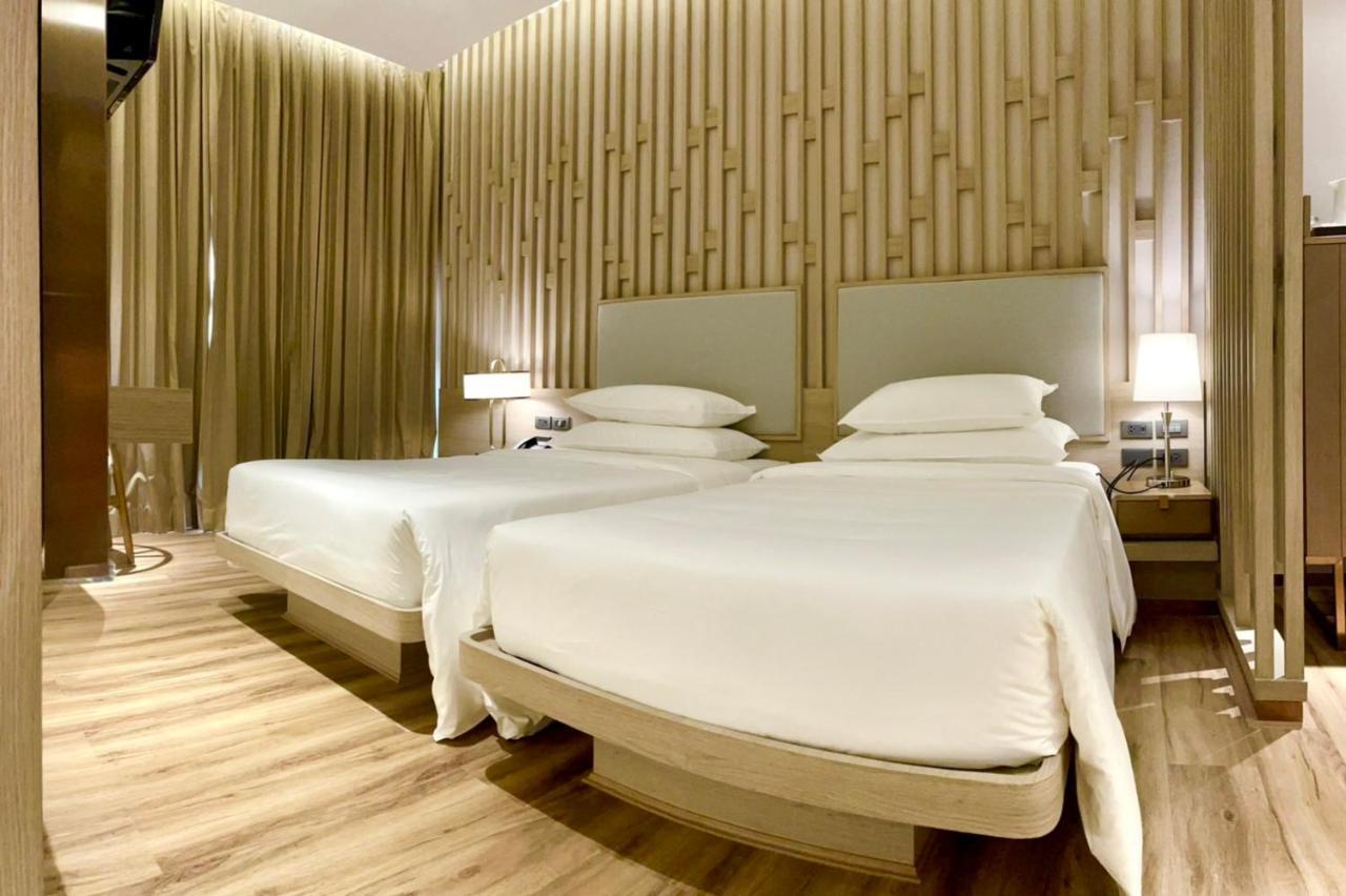 Symphony Of The Sea Hotel Bangsaen Dış mekan fotoğraf