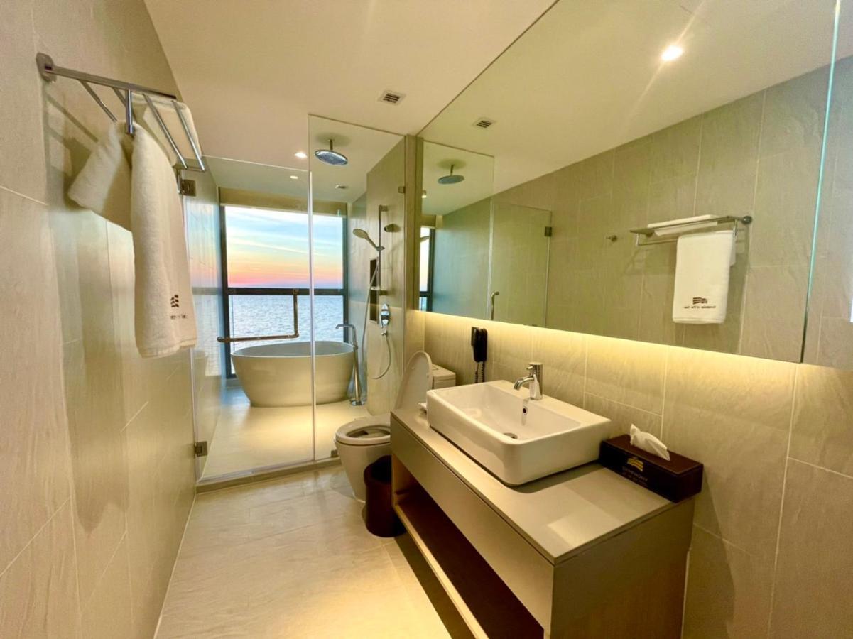 Symphony Of The Sea Hotel Bangsaen Dış mekan fotoğraf