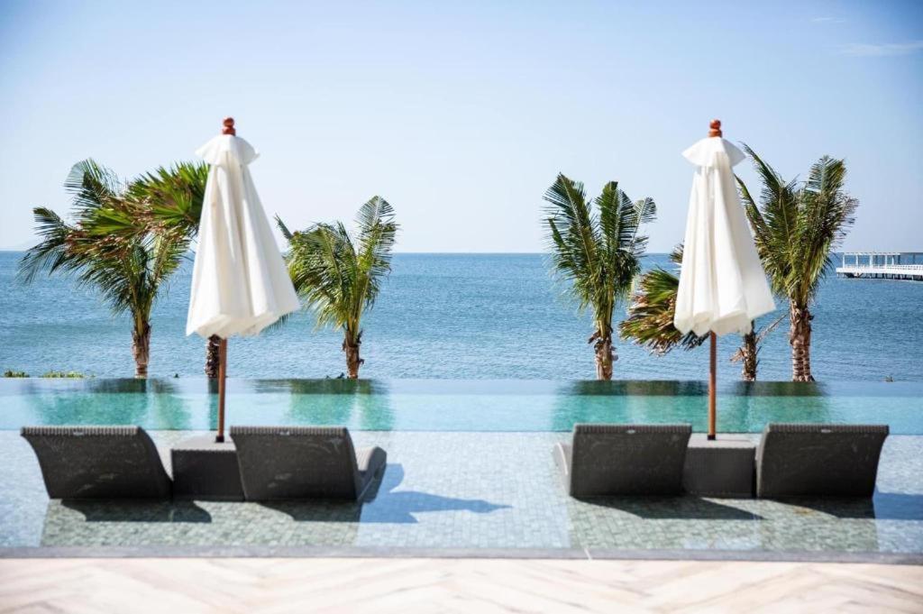 Symphony Of The Sea Hotel Bangsaen Dış mekan fotoğraf